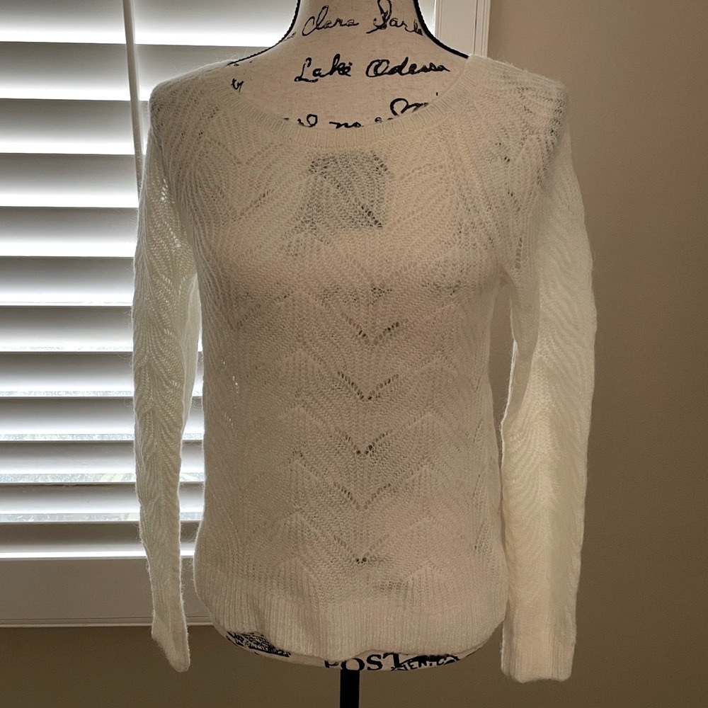 Ann Taylor Loft Women's Ivory Sweater